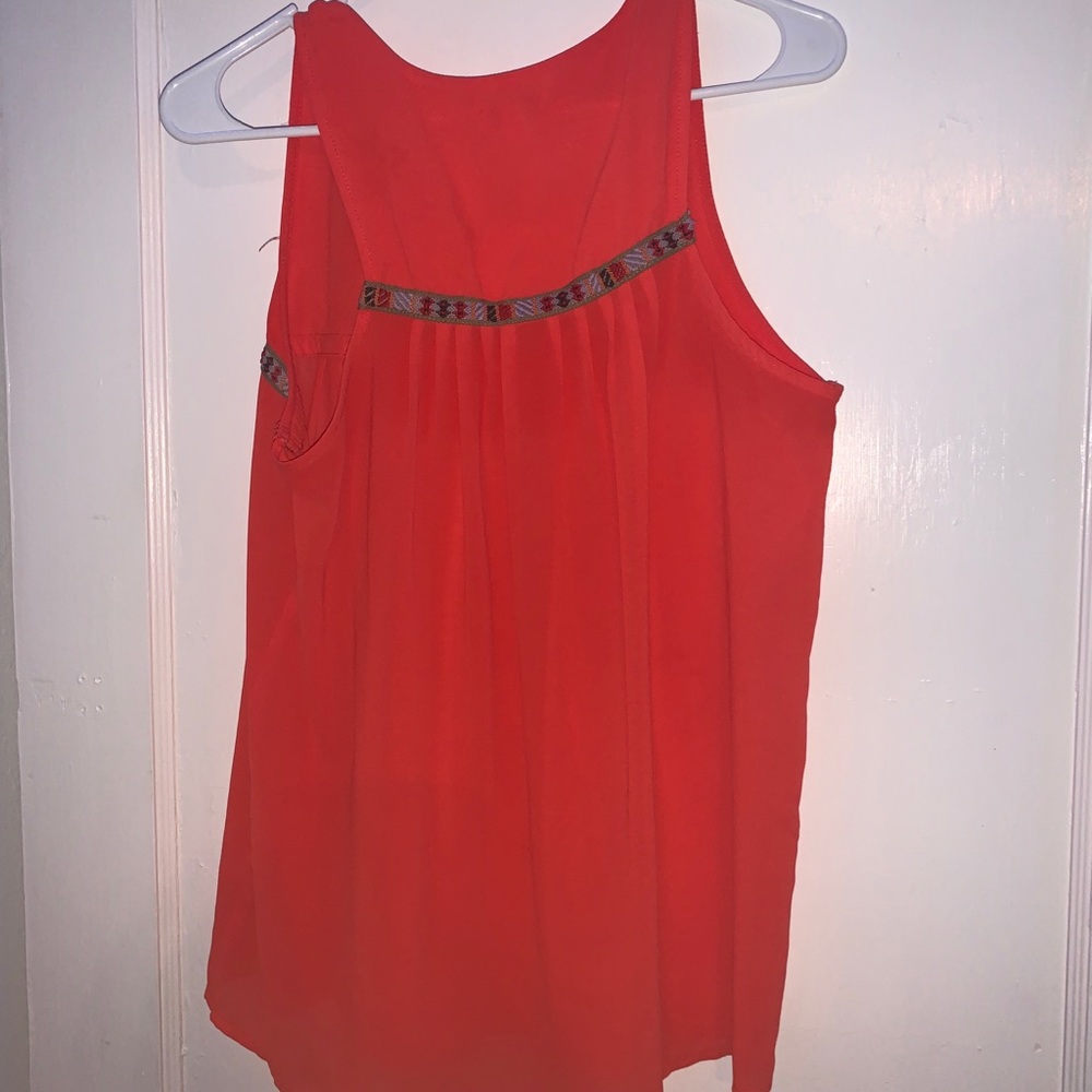 Top - Picture 3 of 3